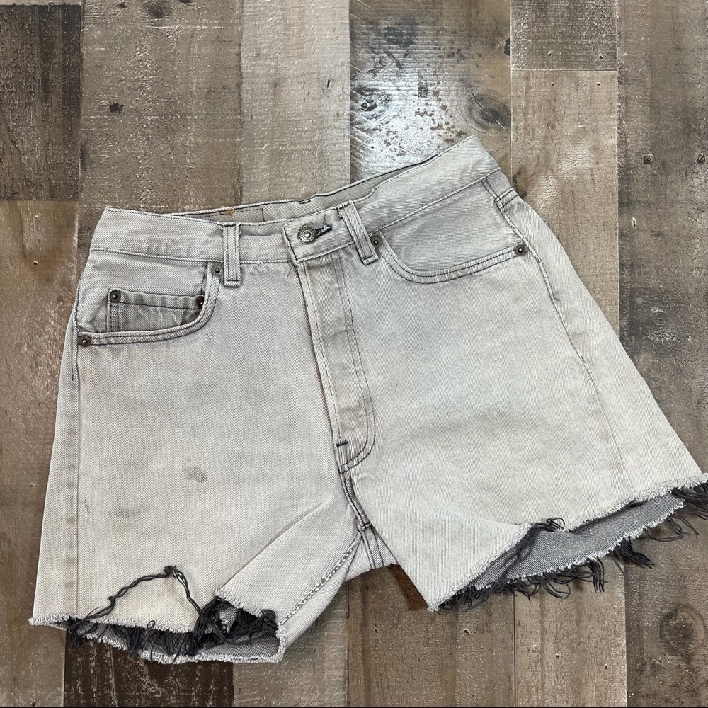 Vintage 501 Levi’s Cutoffs Gray 28